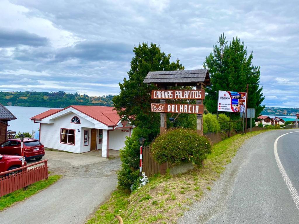 Cabanas Palafitos Dalmacia Кастро Экстерьер фото